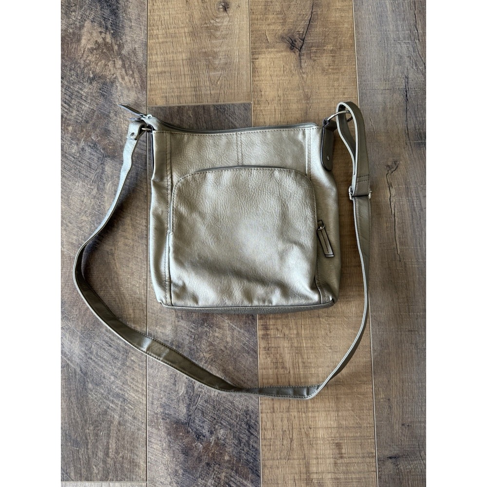 Relic Metallic Silver Crossbody Purse With Adjustable Strap - Picture 3 of 6